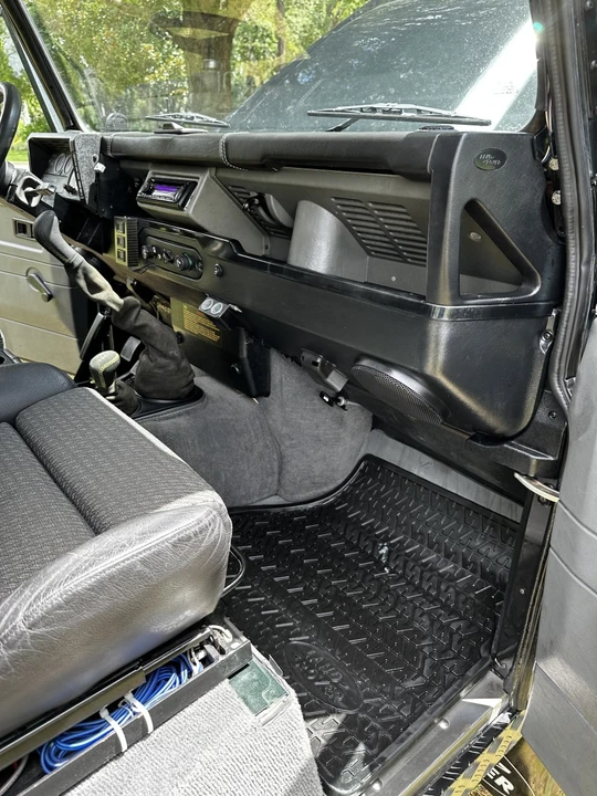1998 Land Rover Defender - Image 22 of 31