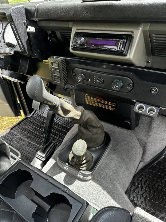 1998 Land Rover Defender - Image 19 of 31