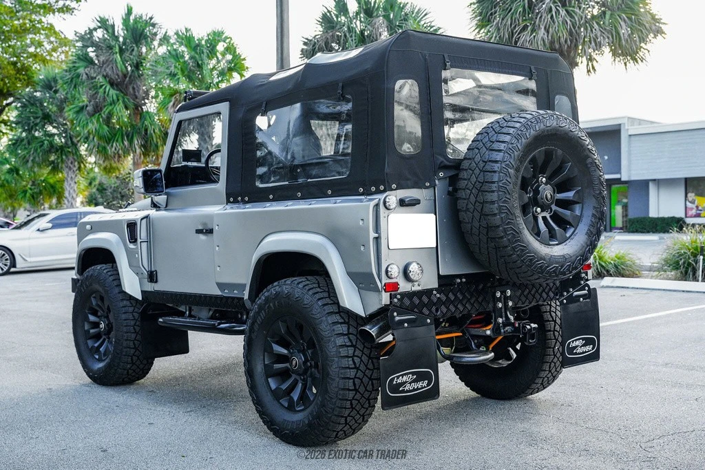 1998 Land Rover Defender 90 - Image 6 of 12
