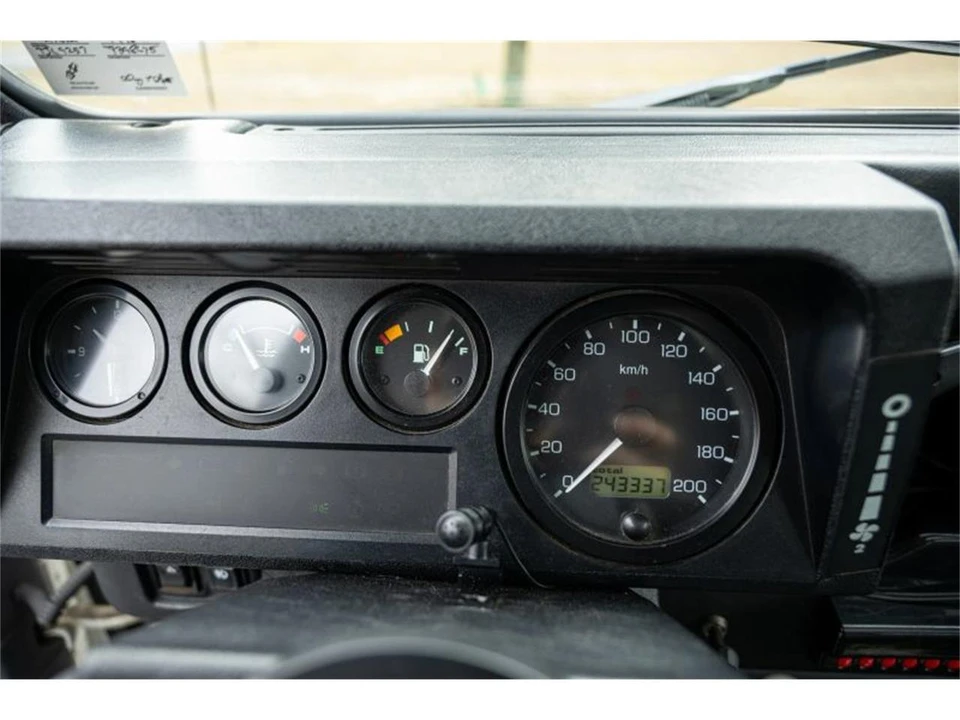 1998 Land Rover Defender - Image 30 of 31