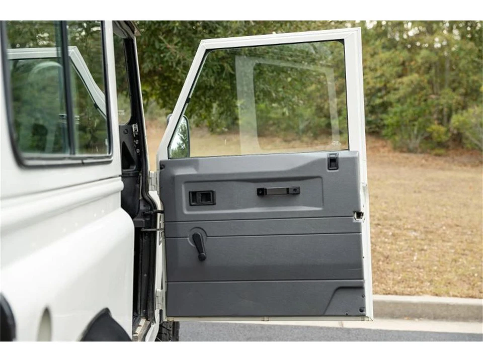 1998 Land Rover Defender - Image 28 of 31