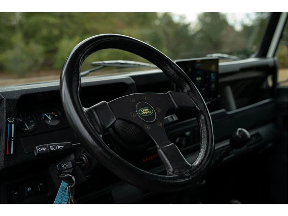 1998 Land Rover Defender - Image 12 of 31