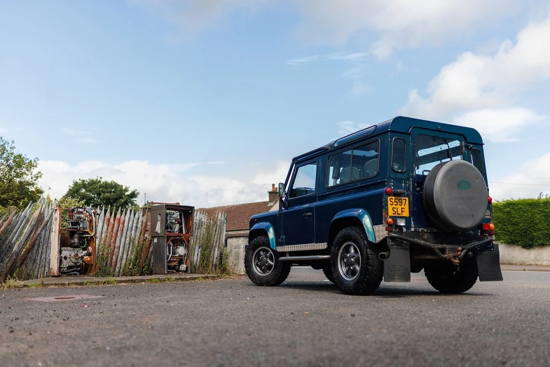 1998 Land Rover Defender 90 - Image 8 of 30