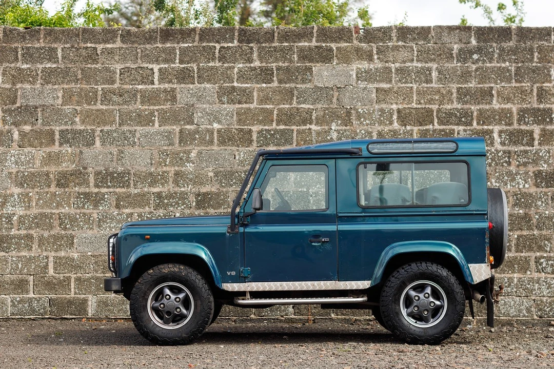 1998 Land Rover Defender 90 - Image 25 of 30