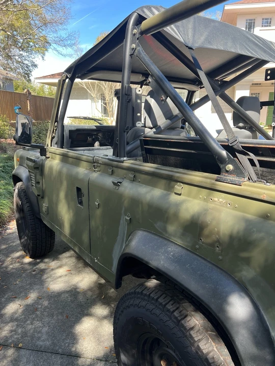 1998 Land Rover Defender 110 - Image 3 of 11