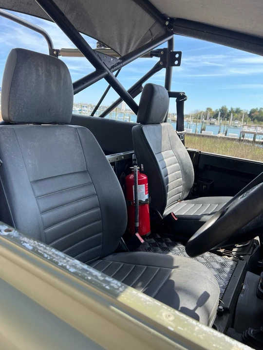 1998 Land Rover Defender 110 - Image 9 of 11