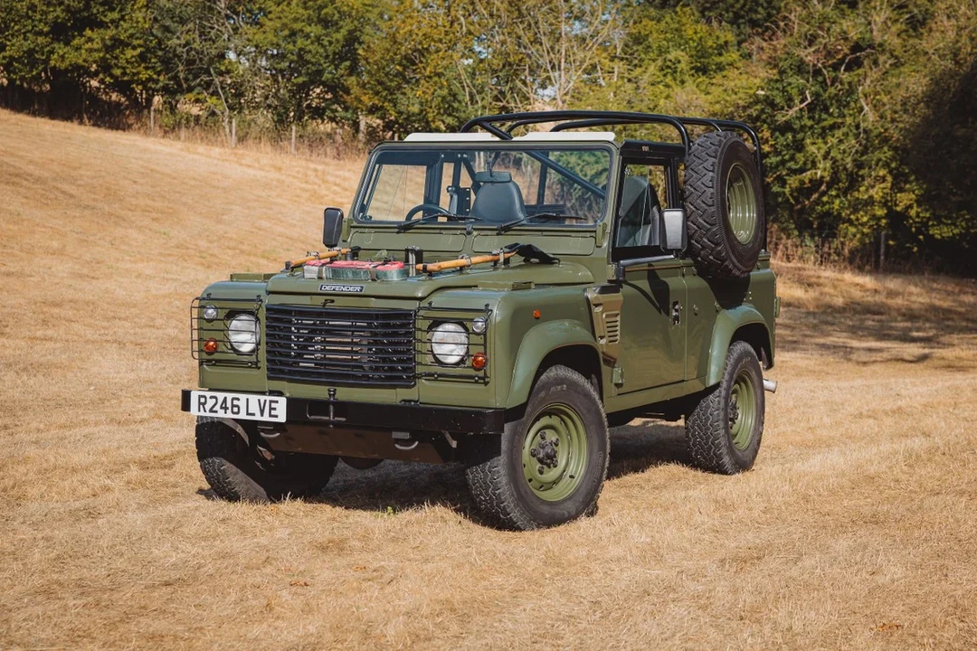 1998 Land Rover Defender 90 - Image 2 of 30