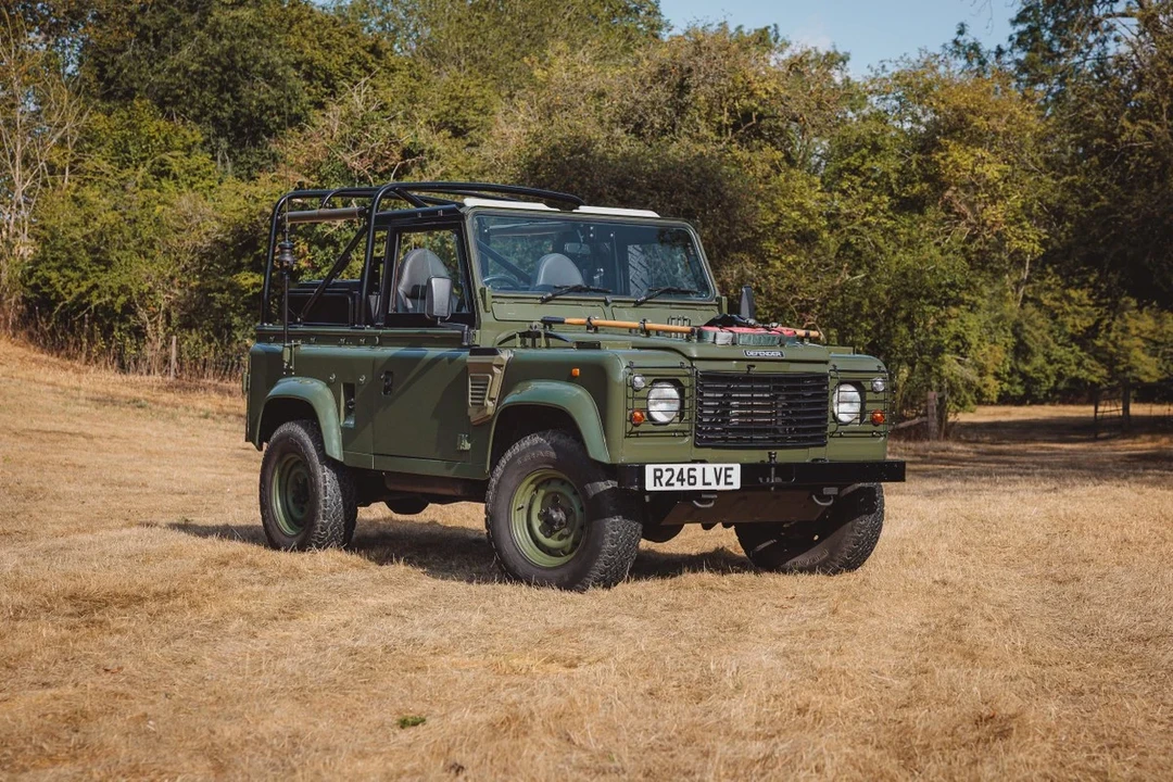 1998 Land Rover Defender 90 - Image 10 of 30