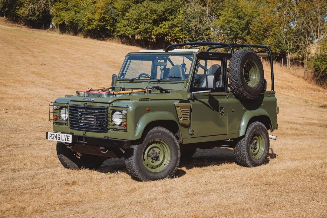 1998 Land Rover Defender 90 - Image 15 of 30