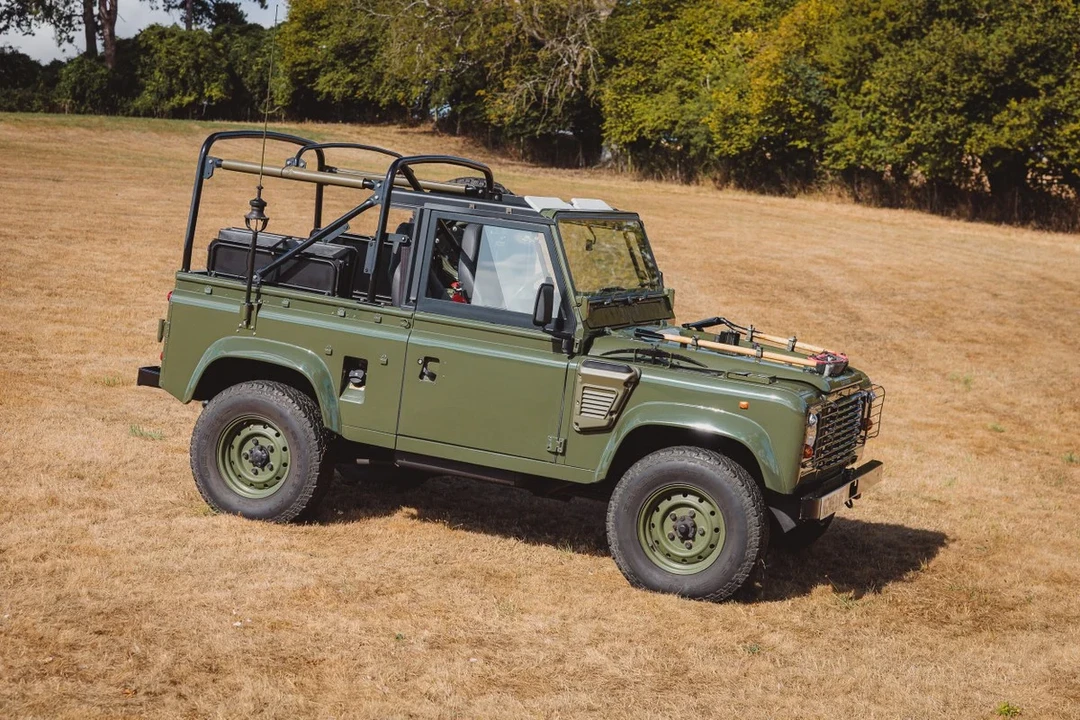 1998 Land Rover Defender 90 - Image 7 of 30