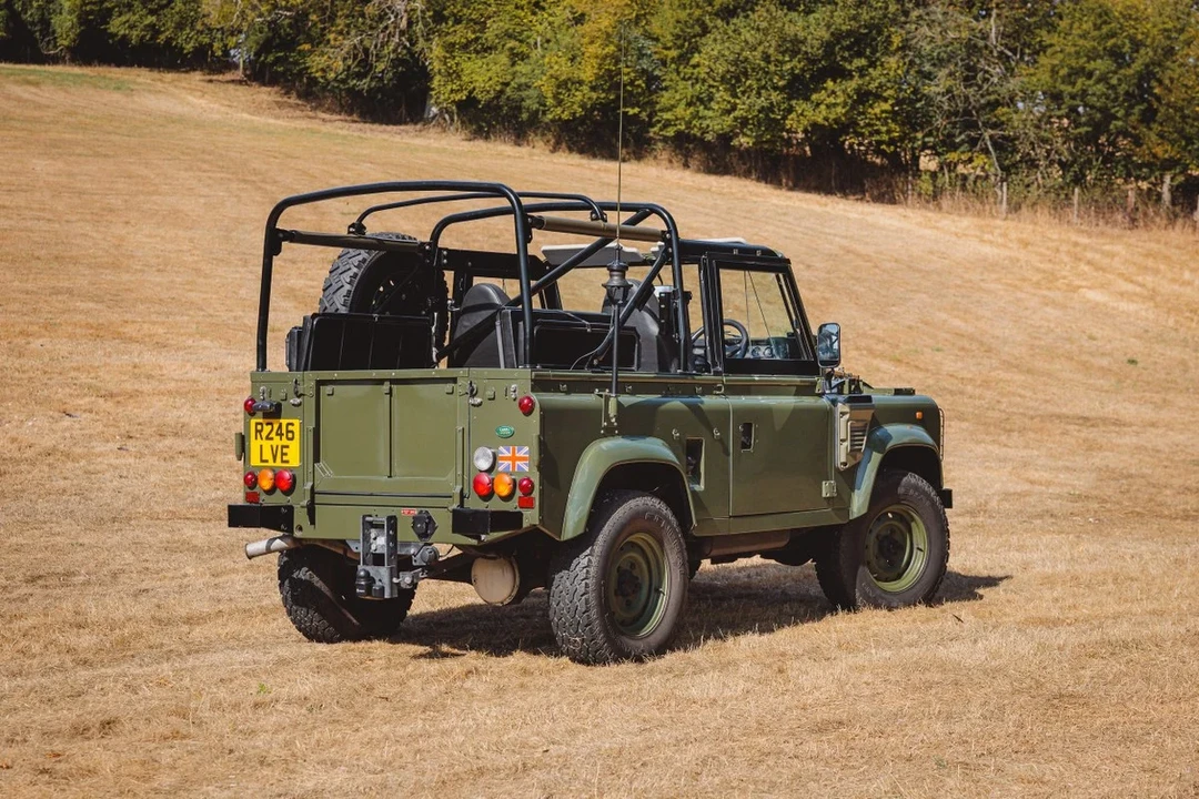 1998 Land Rover Defender 90 - Image 3 of 30