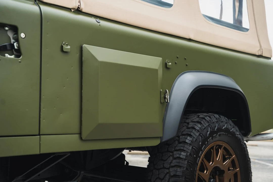 1998 Land Rover Defender - Image 12 of 31