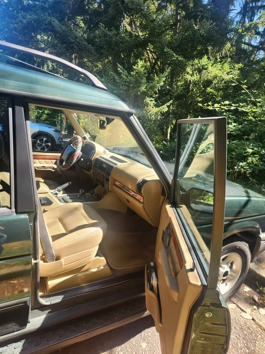 1998 Land Rover Discovery 1st Gen - Image 11 of 16