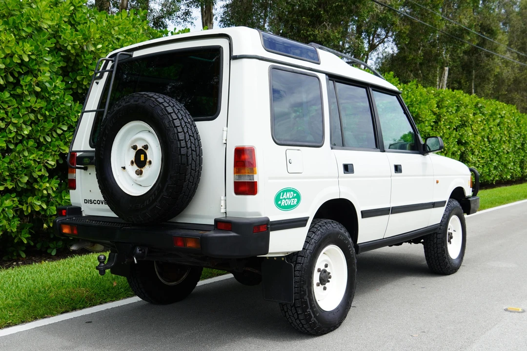 1998 Land Rover Discovery - Image 10 of 31