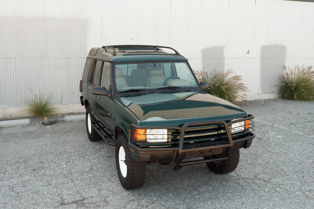 1998 Land Rover Discovery 1st Gen - Image 16 of 31