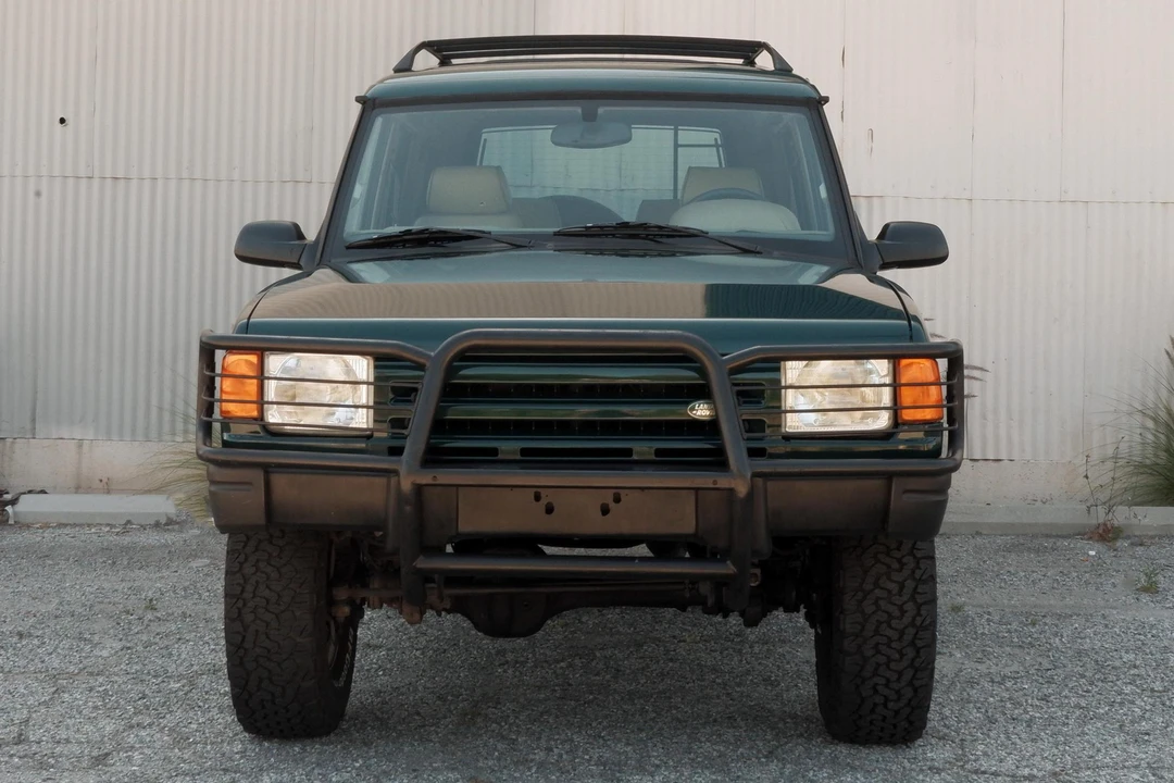 1998 Land Rover Discovery 1st Gen - Image 2 of 31