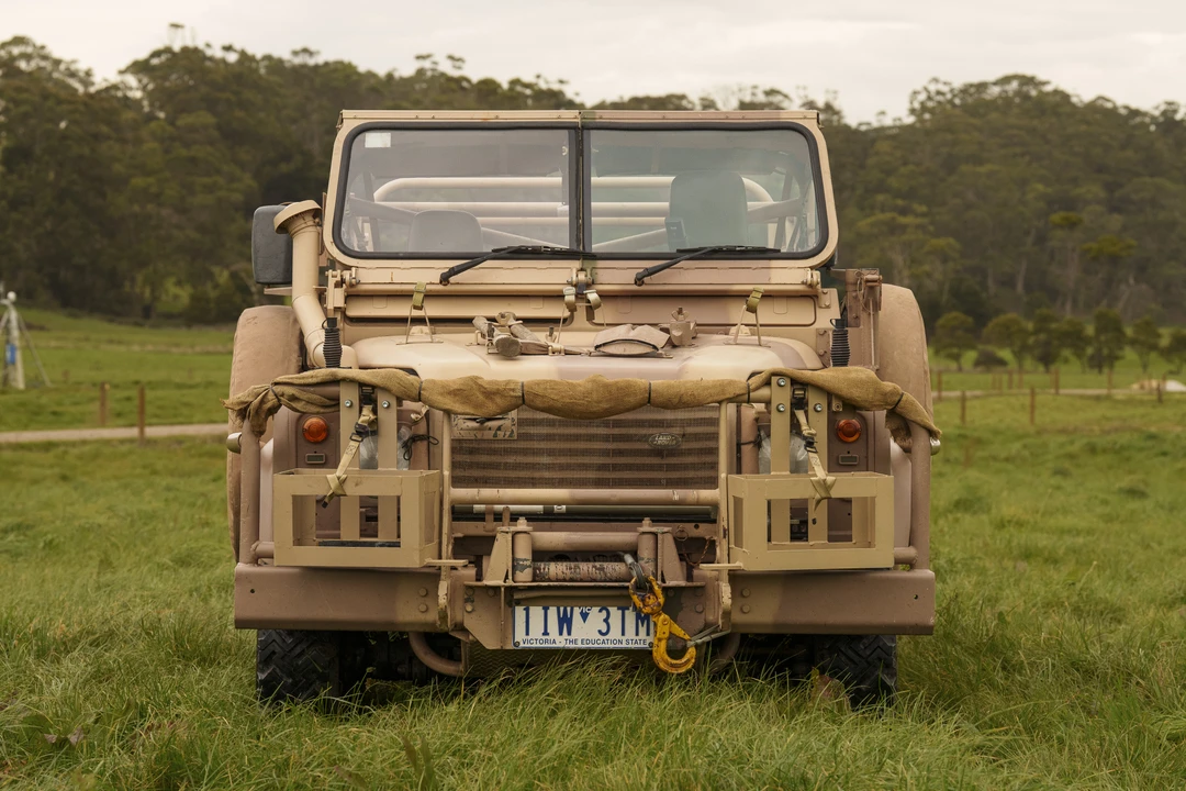1998 Land Rover Defender - Image 2 of 31