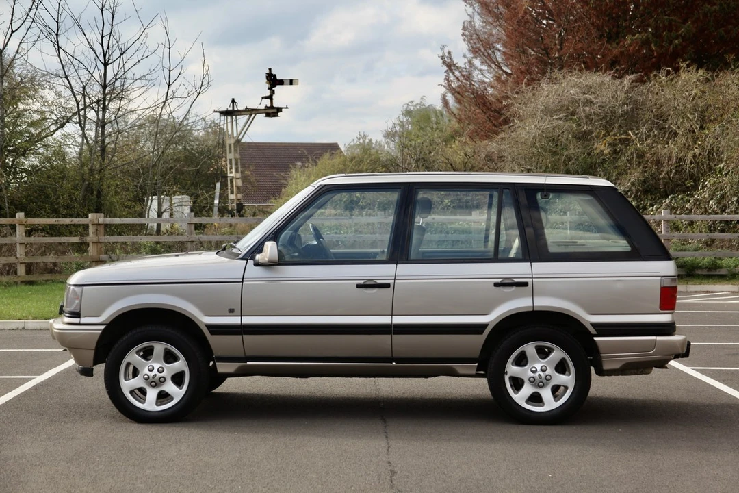 1998 Land Rover Range Rover P38A - Image 12 of 30