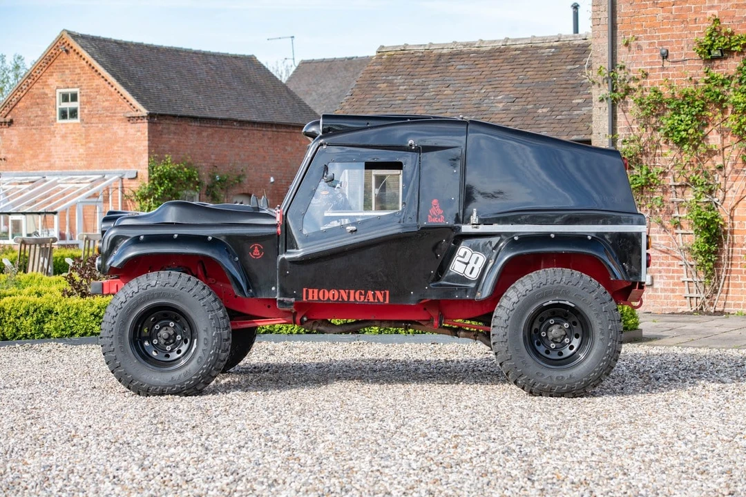 1998 Land Rover Defender - Image 24 of 30