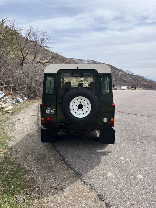 1998 Land Rover Defender 110 - Image 2 of 9