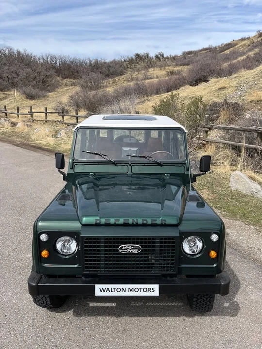 1998 Land Rover Defender 110 - Image 5 of 9