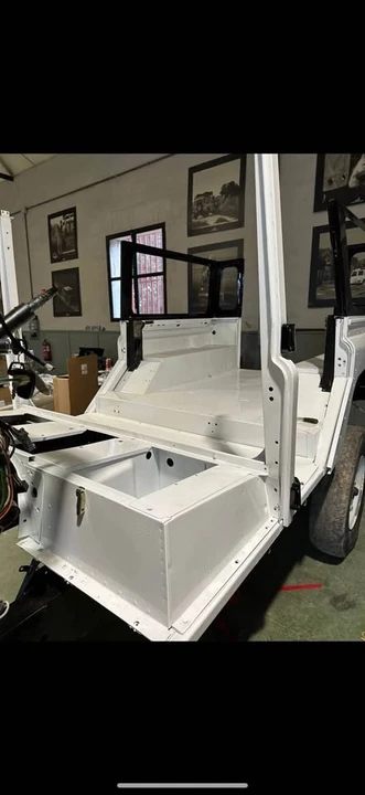 1998 Land Rover Defender 110 - Image 11 of 16