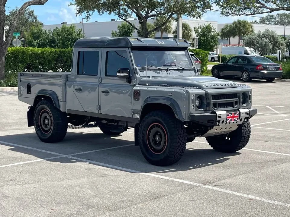 1998 Land Rover Defender 130 - Image 6 of 10
