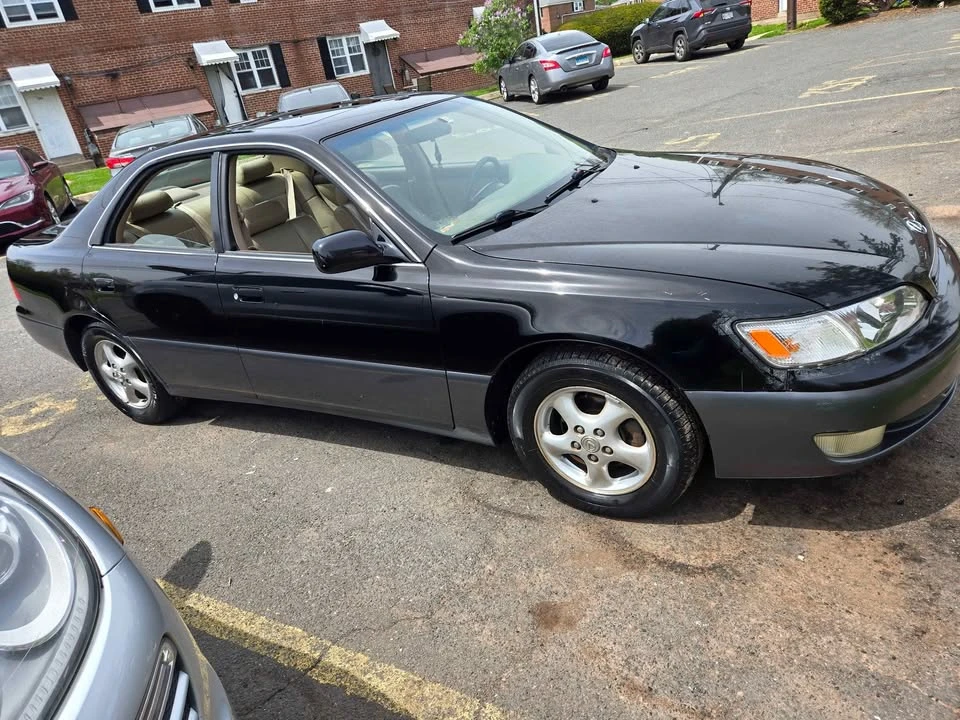 1998 Lexus ES 3rd Gen - Image 3 of 8