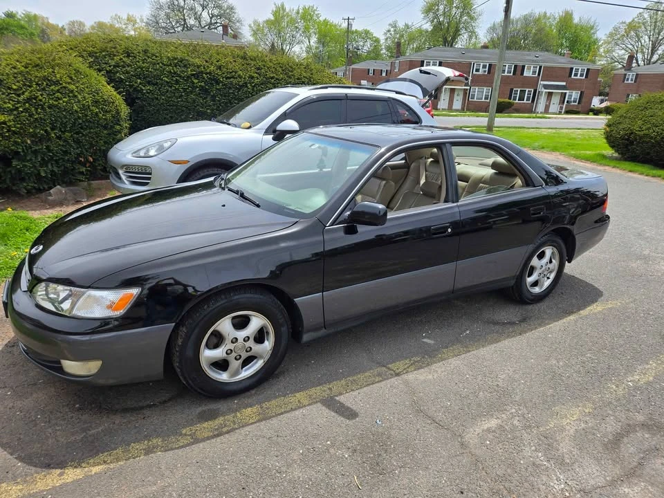 1998 Lexus ES 3rd Gen - Image 5 of 8
