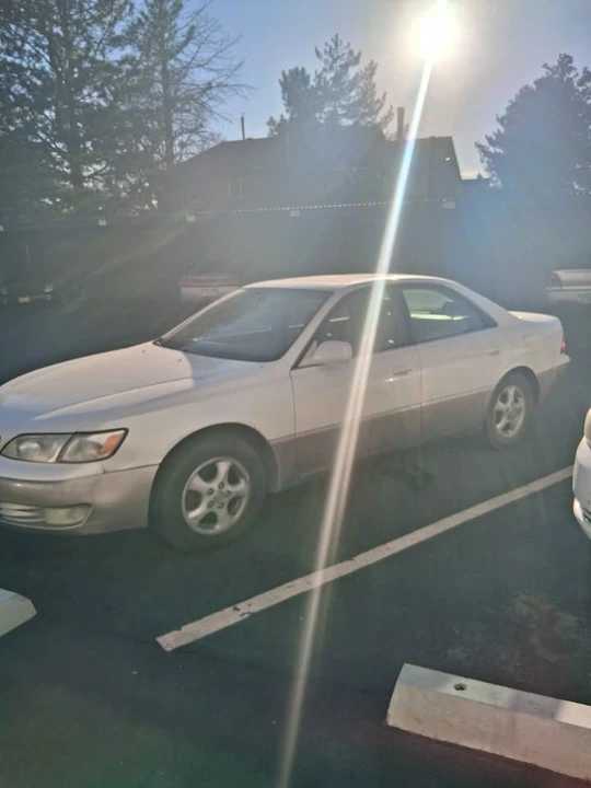 1998 Lexus ES 3rd Gen - Image 10 of 10