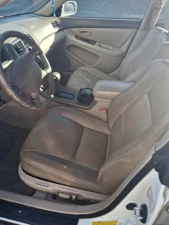 1998 Lexus ES 3rd Gen - Image 6 of 10