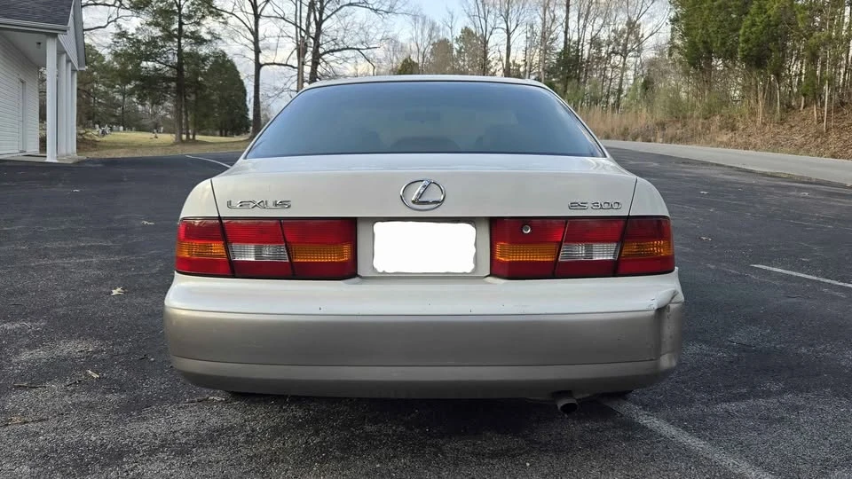 1998 Lexus ES 3rd Gen - Image 5 of 20