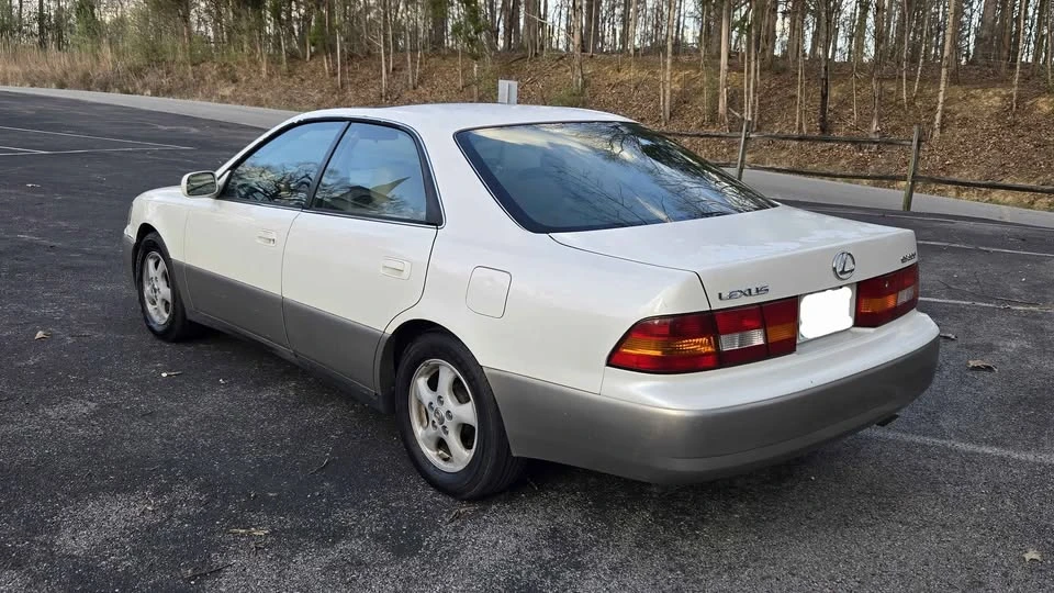 1998 Lexus ES 3rd Gen - Image 4 of 20