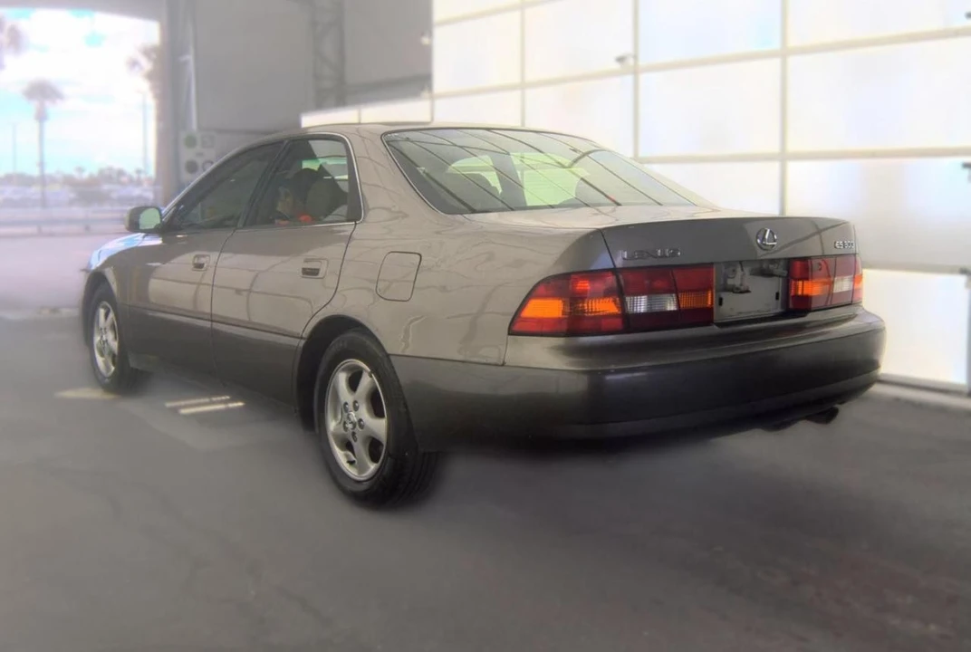 1998 Lexus ES 3rd Gen - Image 6 of 14