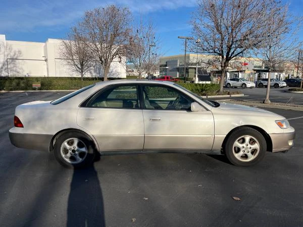 1998 Lexus ES 3rd Gen - Image 21 of 21