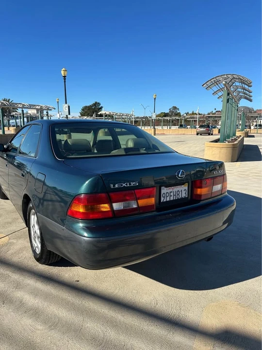 1998 Lexus ES 3rd Gen - Image 7 of 18