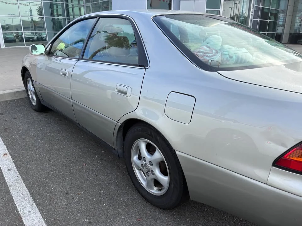1998 Lexus ES 2nd Gen - Image 6 of 7
