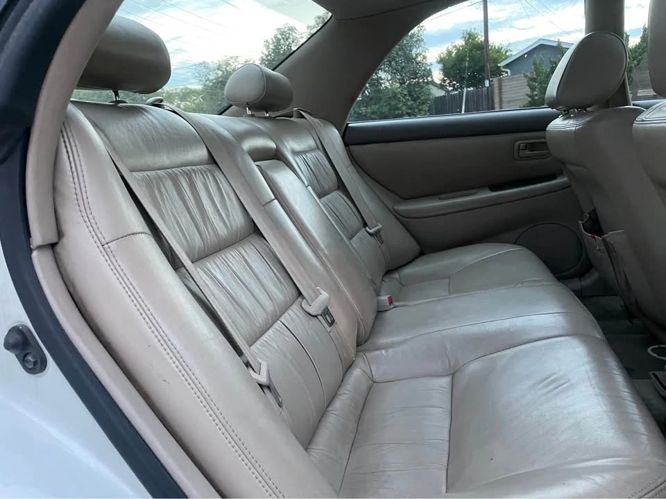 1998 Lexus ES 3rd Gen - Image 10 of 17