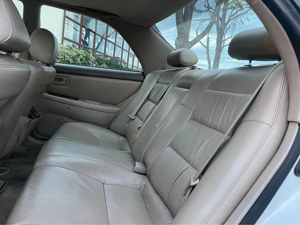 1998 Lexus ES 3rd Gen - Image 12 of 17