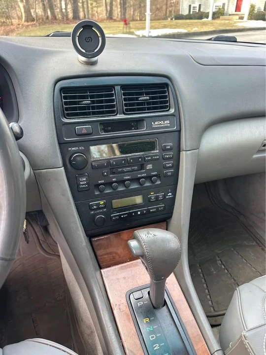 1998 Lexus ES 3rd Gen - Image 6 of 7
