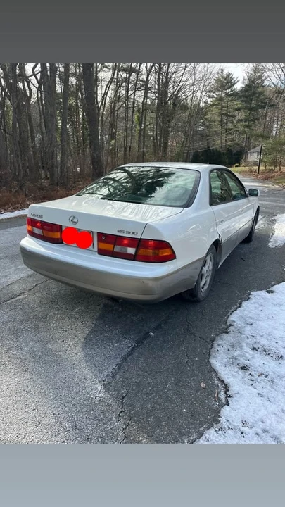 1998 Lexus ES 3rd Gen - Image 2 of 7