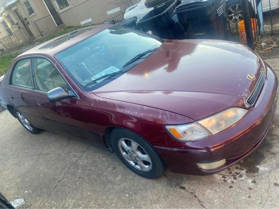 1998 Lexus ES 3rd Gen - Image 2 of 10