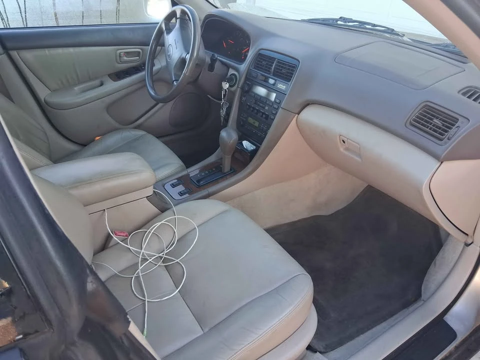 1998 Lexus ES 2nd Gen - Image 2 of 6