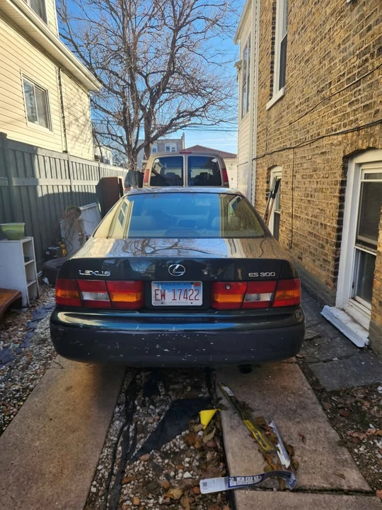 1998 Lexus ES 2nd Gen - Image 6 of 10