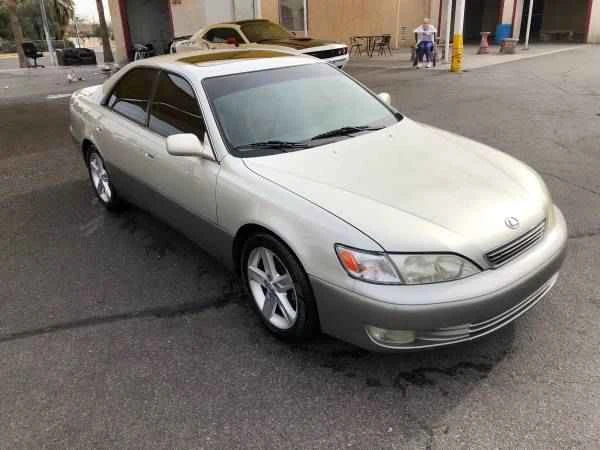 1998 Lexus ES 3rd Gen - Image 4 of 9