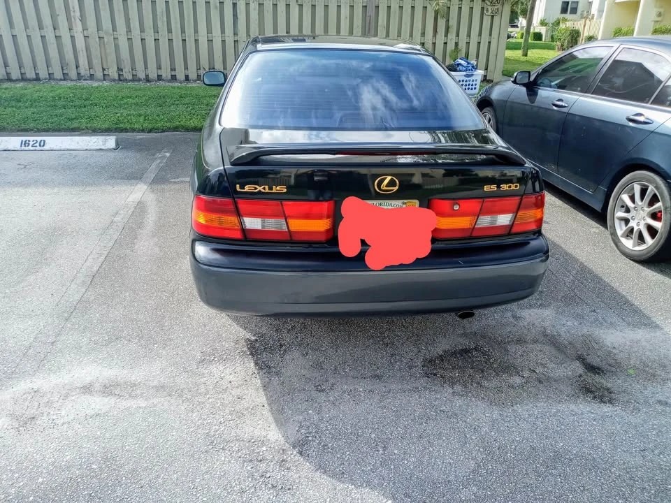 1998 Lexus ES 3rd Gen - Image 4 of 9