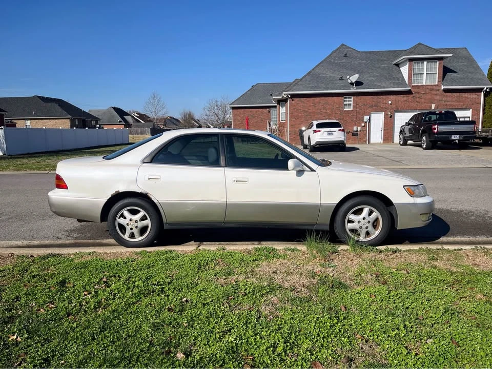 1998 Lexus ES 3rd Gen - Image 3 of 7
