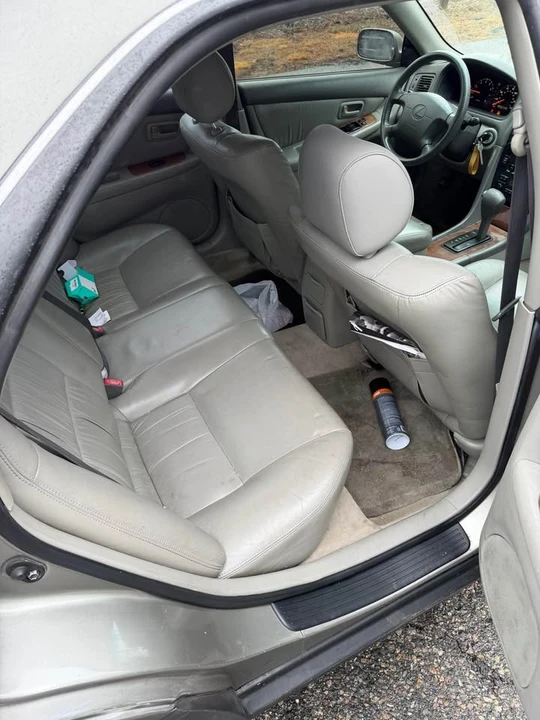 1998 Lexus ES 3rd Gen - Image 7 of 8