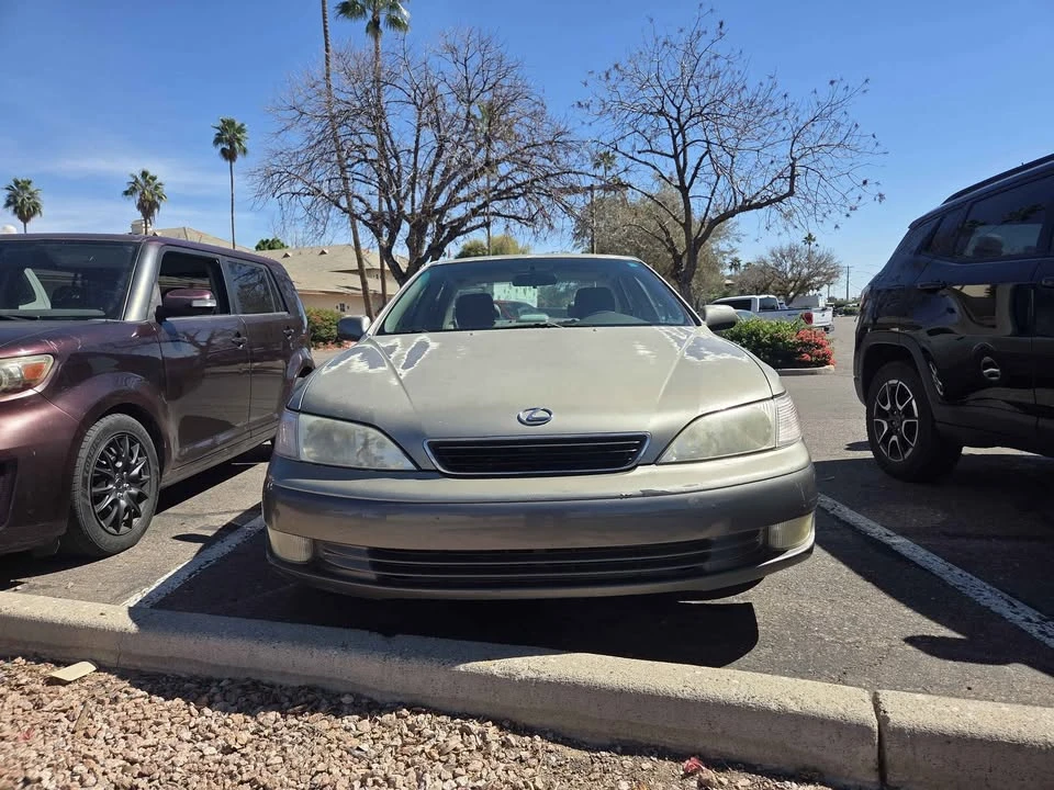 1998 Lexus ES 3rd Gen - Image 12 of 14