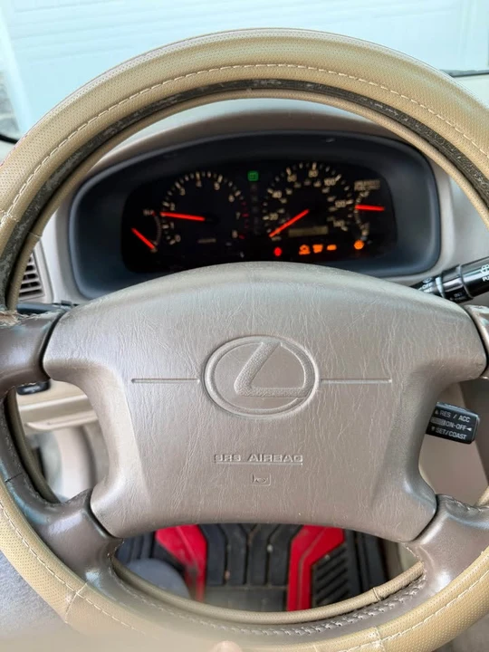 1998 Lexus ES 3rd Gen - Image 3 of 10